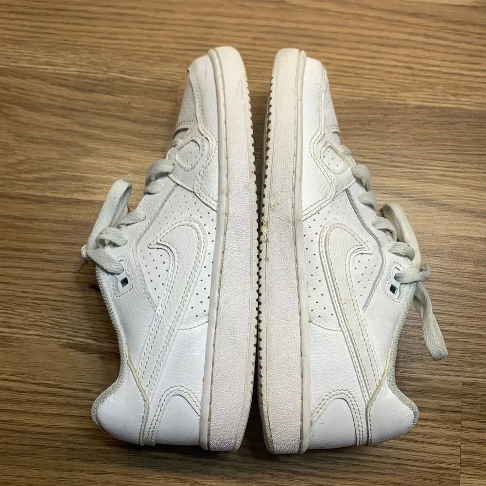 Nike Size 5Y Son Of Force 615153-109‎ Youth White Athletic Sneaker Shoes